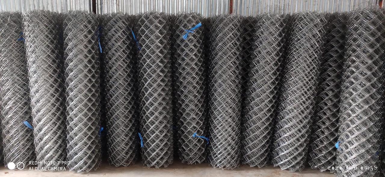 3.5 Inch Gap Tata Chain Link Mesh